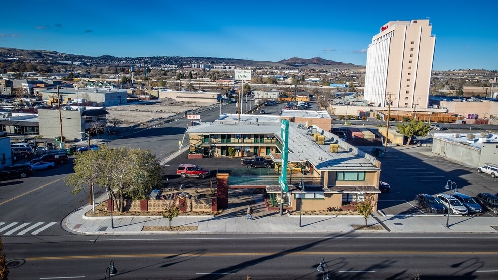 1011 E 4th St, Reno, NV for sale - Building Photo - Image 3 of 25