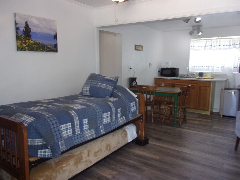 308 S Main St, Darby, MT à vendre - Photo du bâtiment - Image 2 de 14