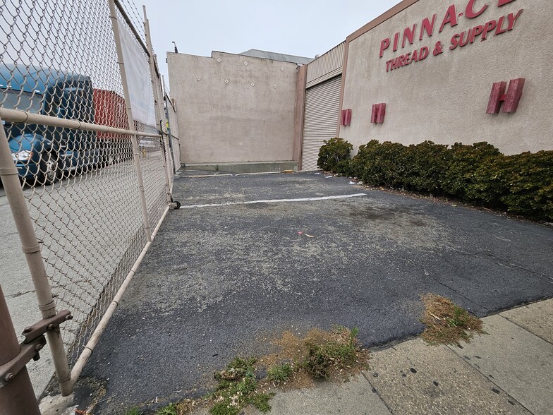 777 Stanford Ave, Los Angeles, CA for lease - Building Photo - Image 2 of 20