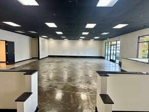 1535 E Ontario Ave, Corona, CA for sale Interior Photo- Image 2 of 4