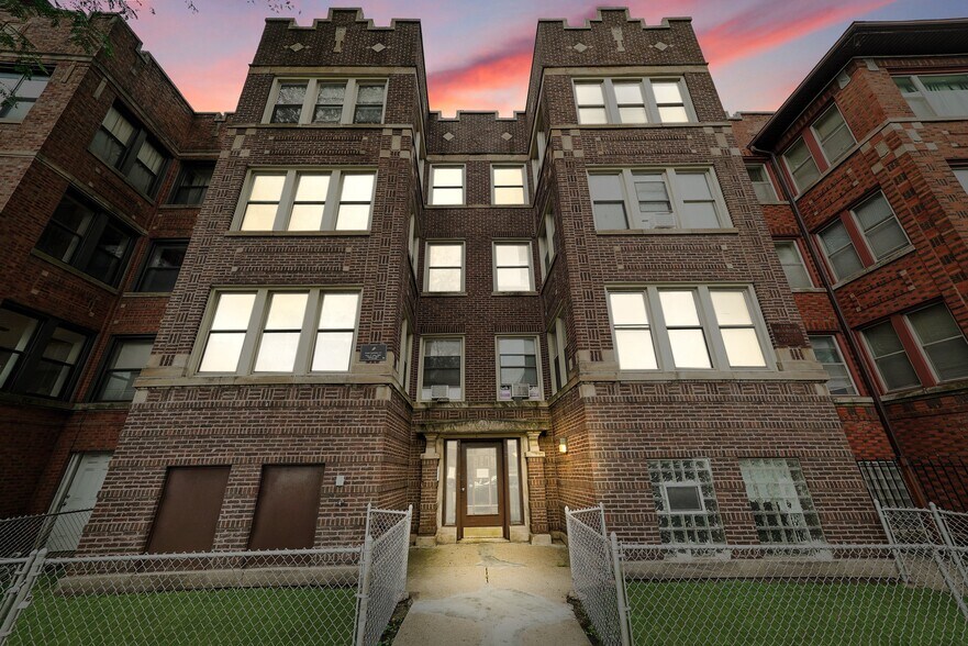 7220 S Yates Blvd, Chicago, IL à vendre - Photo du bâtiment - Image 3 de 16