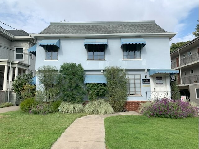 2151 Santa Clara Ave, Alameda, CA à louer - Photo du bâtiment - Image 2 de 10