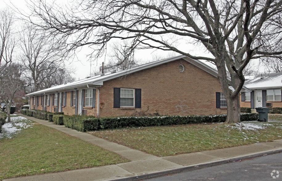2271 Hepburn Ave, Dayton, OH à vendre - Photo principale - Image 1 de 2