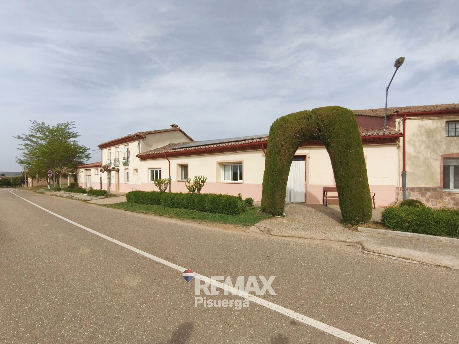 Carretera Tiedra, 9, Pozoantiguo, Zamora for sale Building Photo- Image 1 of 60