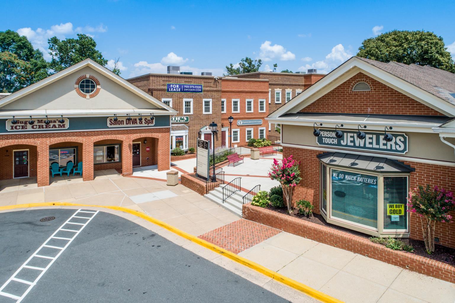 11198-11206 Lee Hwy, Fairfax, VA à louer Photo principale- Image 1 de 11