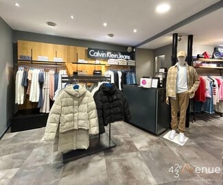 Plus de détails pour Commerce de détail à vendre