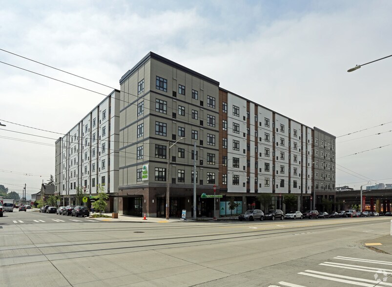 913 S Jackson St, Seattle, WA à louer - Photo du bâtiment - Image 3 de 31