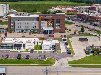 Plus de détails pour 2303 N Elm Pl, Broken Arrow, OK - Commerce de détail à vendre