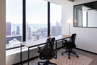 233 S Wacker Dr, Chicago, IL for lease Interior Photo- Image 2 of 26