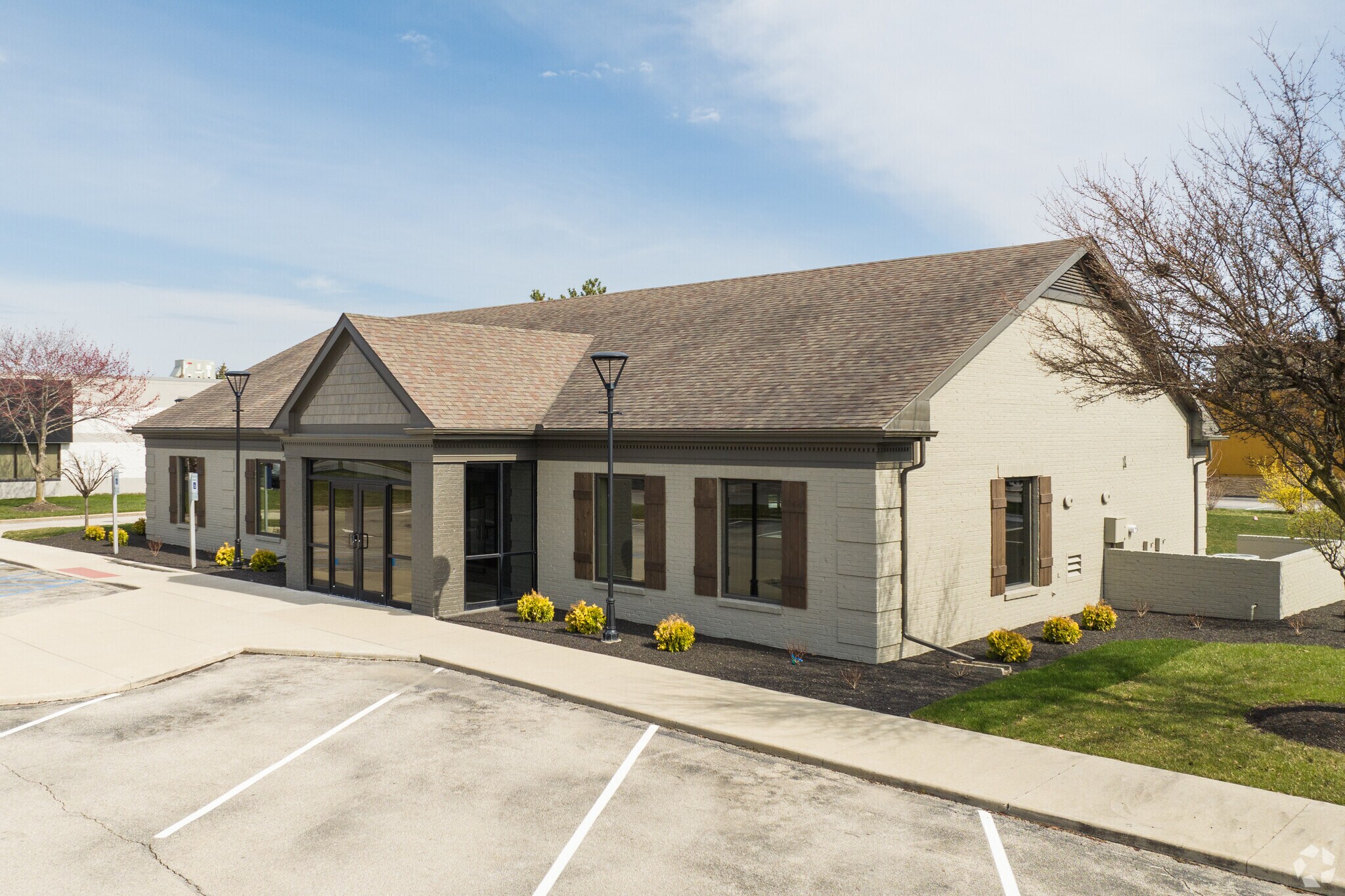 1674 Lance Pointe Rd, Maumee, OH à louer Photo principale- Image 1 de 7