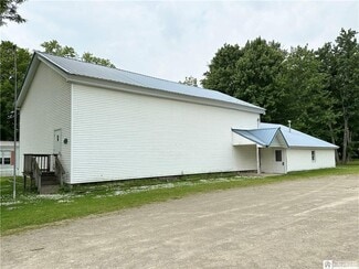 Plus de détails pour 6837 Main St, Cherry Creek, NY - Spécialité à vendre