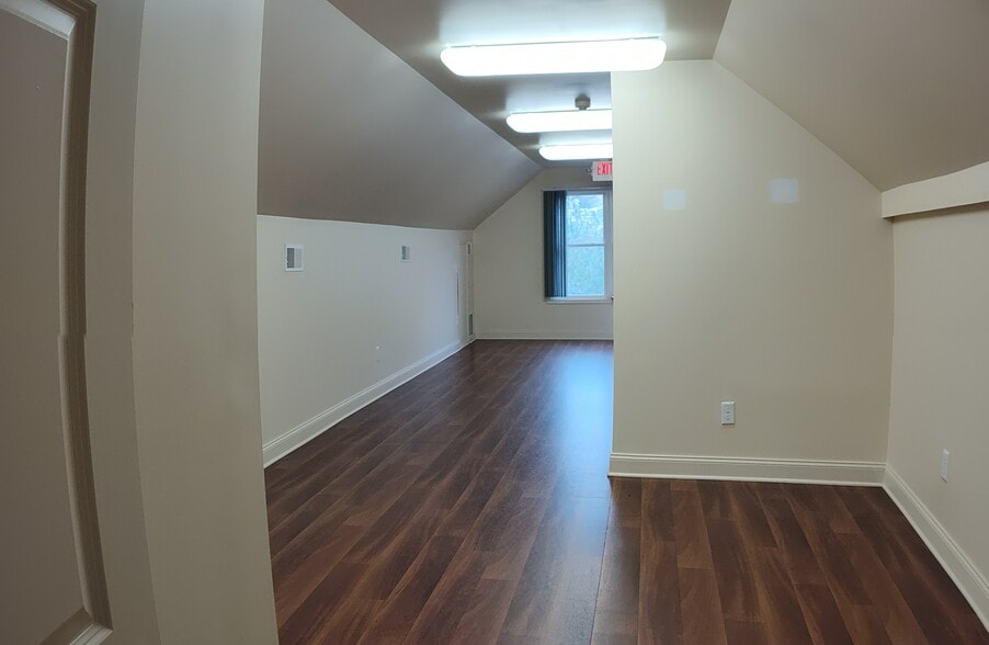 3881 Churchville Ave, Churchville, VA for sale - Building Photo - Image 3 of 10