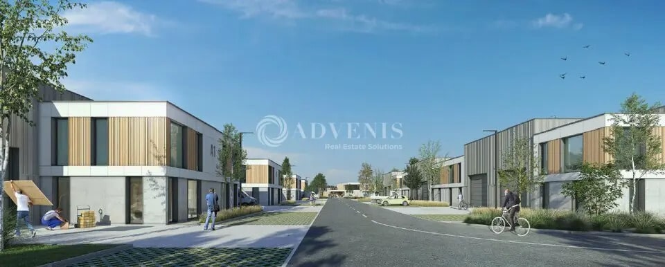 Flex in Rang-du-Fliers for lease Building Photo- Image 1 of 4