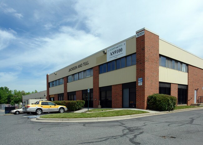 Plus de détails pour 12201-12211 Distribution Way, Beltsville, MD - Industriel à louer