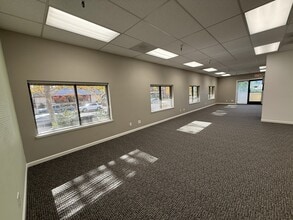 5729 Sonoma Dr, Pleasanton, CA for lease Interior Photo- Image 1 of 10