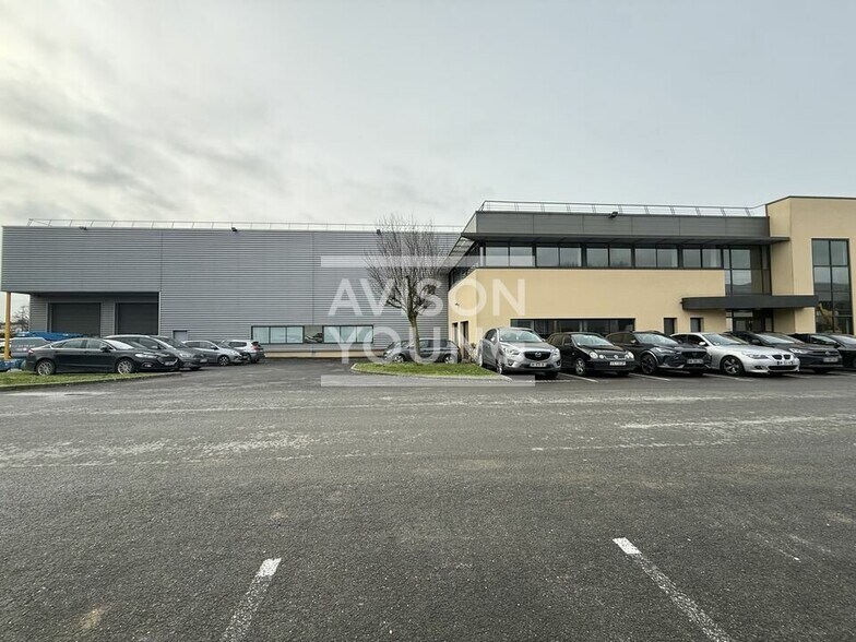 Flex dans Le Mesnil-Amelot à louer - Photo du bâtiment - Image 1 de 7