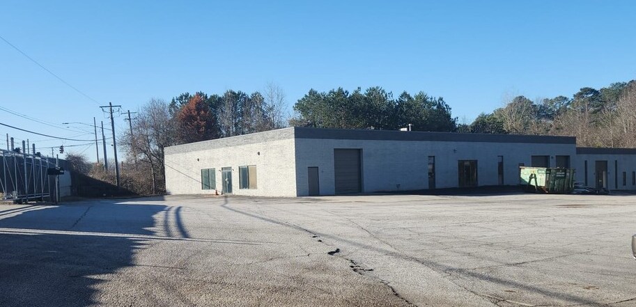 2675 Lithonia Industrial Blvd, Lithonia, GA à louer - Photo du bâtiment - Image 3 de 9
