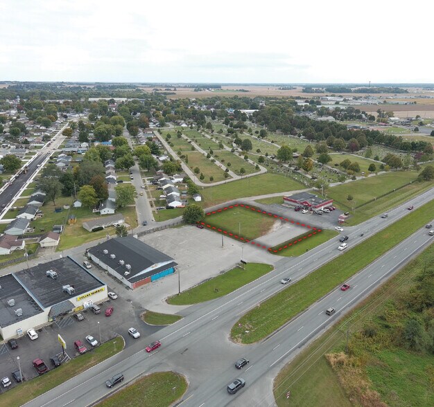 8839 S US 31, Edinburgh, IN à vendre - Photo du bâtiment - Image 2 de 4