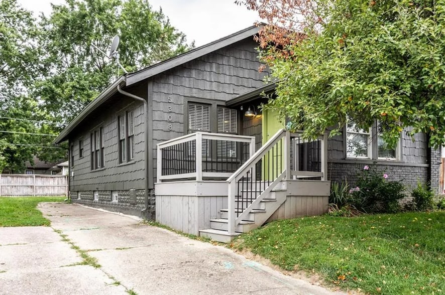 5308 Winthrop Ave, Indianapolis, IN à vendre - Photo principale - Image 1 de 10