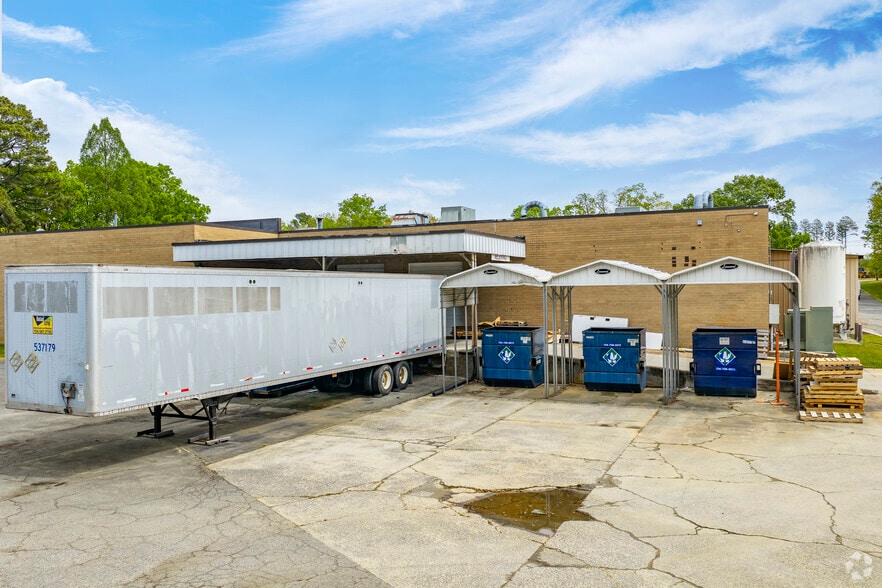 300 Acme Dr, Monroe, NC for sale - Building Photo - Image 3 of 10