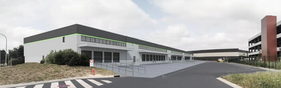 Garonor, Aulnay-sous-Bois for lease - Building Photo - Image 1 of 6