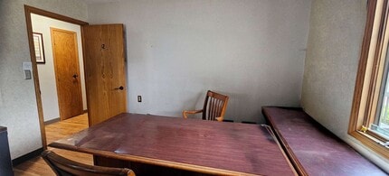 409 E 41st St, Sioux Falls, SD for lease Interior Photo- Image 2 of 2