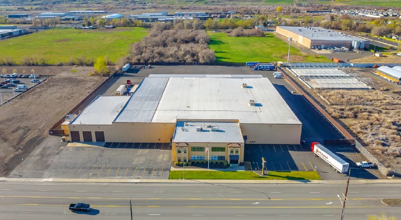 94 W Valley Mall Blvd, Union Gap, WA for lease - Building Photo - Image 2 of 2