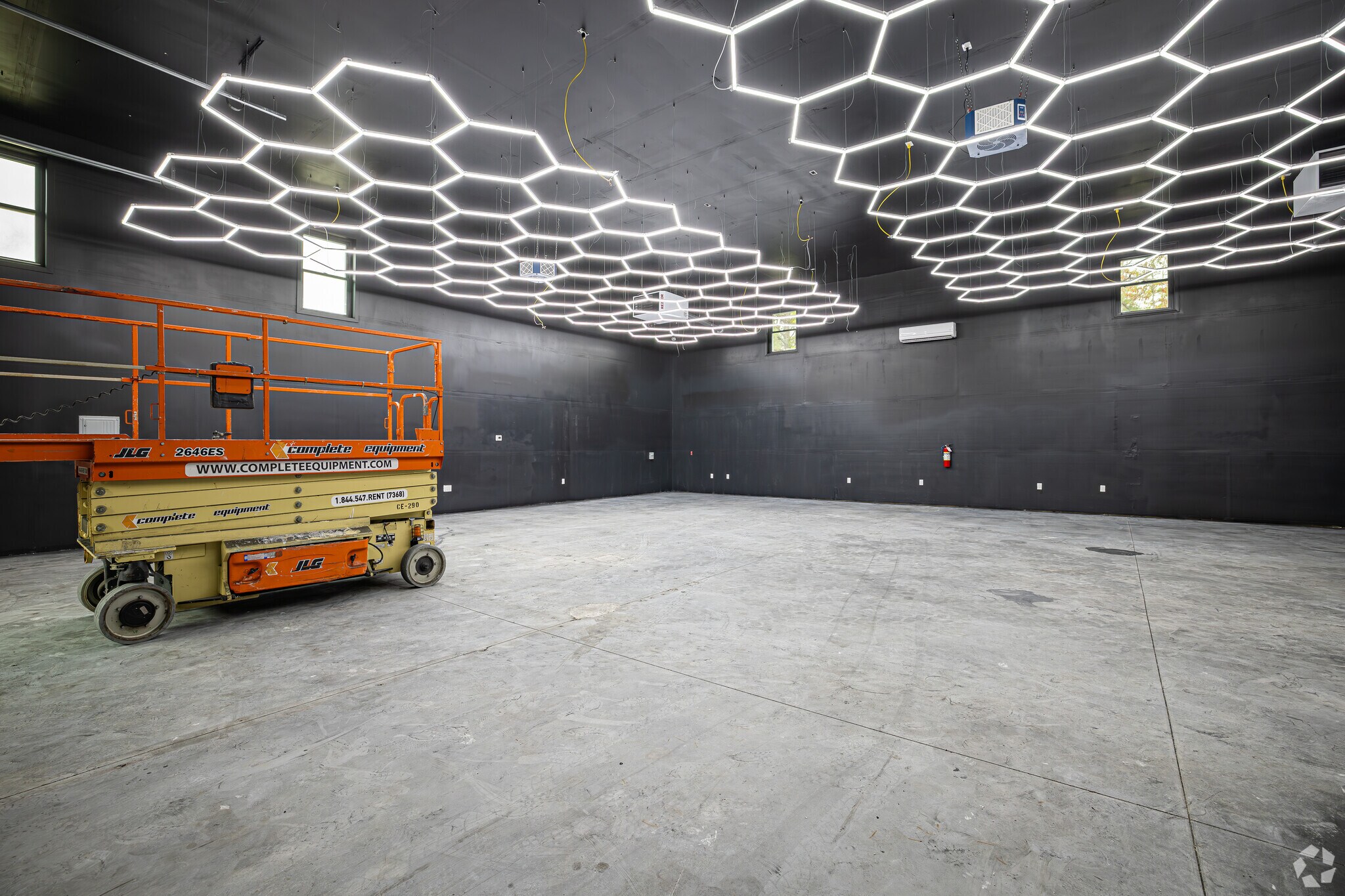 310 Route 9, Waretown, NJ for lease Interior Photo- Image 1 of 2