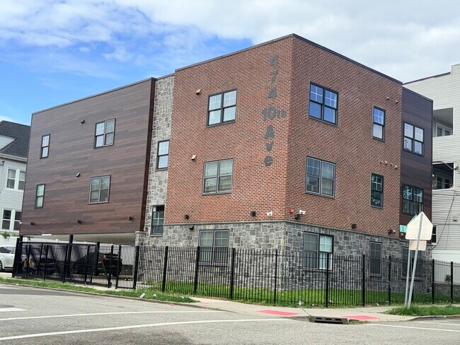 Plus de détails pour 474 10th Ave, Paterson, NJ - Multi-résidentiel à vendre