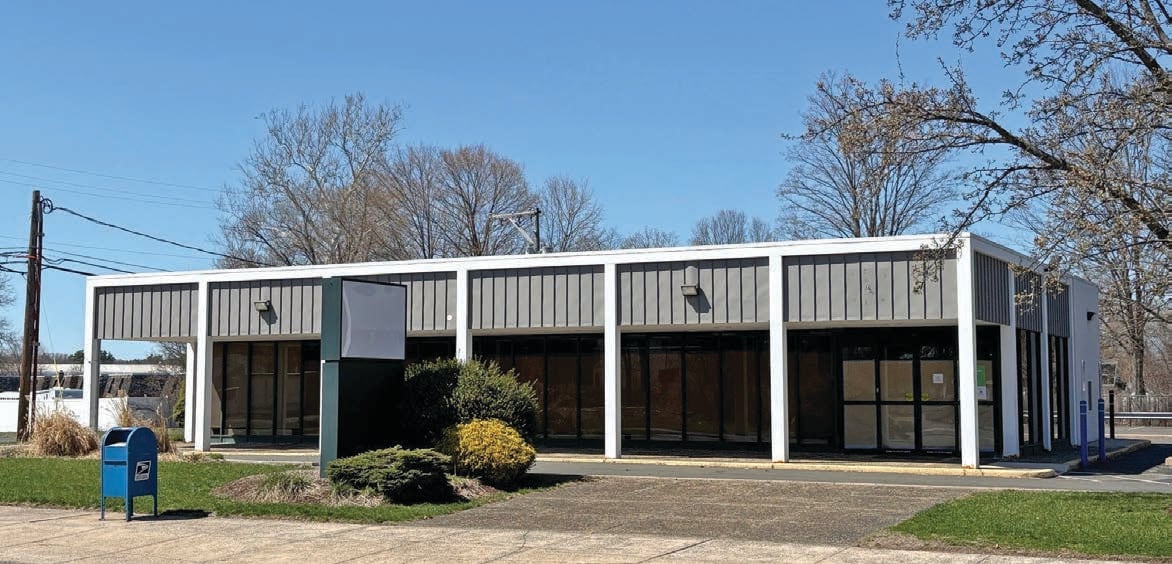 123 E Main St, Plainville, CT for sale Building Photo- Image 1 of 3