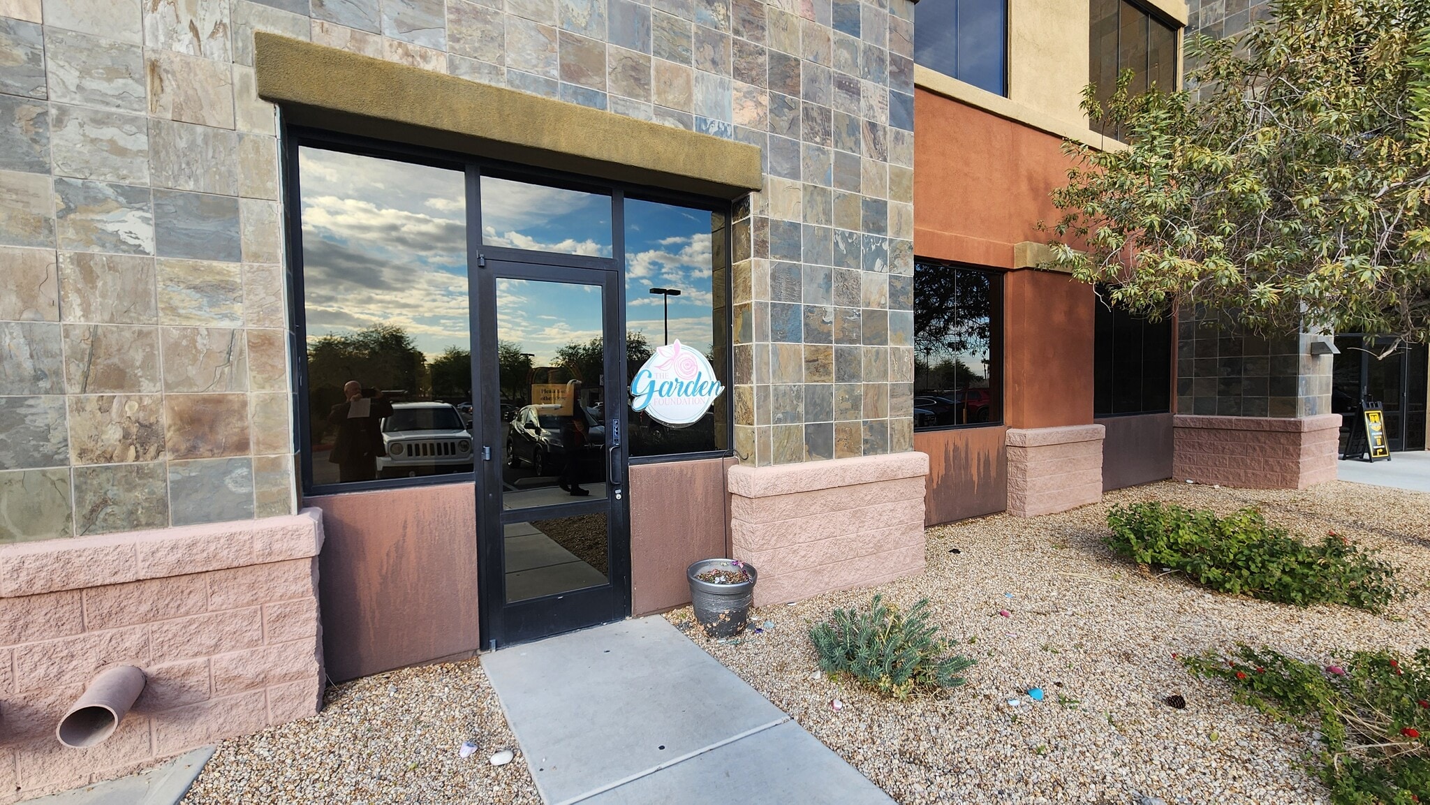 7485 W Azure Dr, Las Vegas, NV à louer Photo intérieure- Image 1 de 9