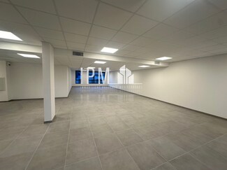 Plus de détails pour 51 Chemin De Beaudinard Aux Solans, Aubagne - Bureau à vendre