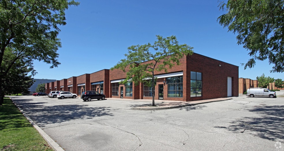 6110 Ordan Dr, Mississauga, ON for lease - Building Photo - Image 3 of 5
