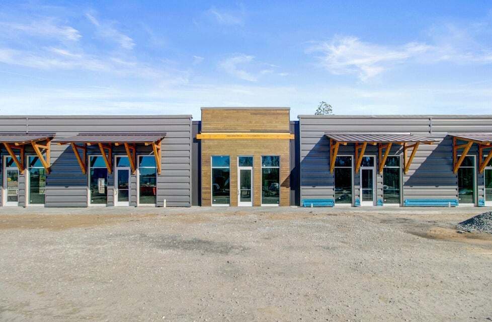 313 N Maple St, Summerville, SC for lease Interior Photo- Image 1 of 2