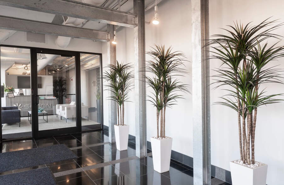 416-422 Admiral Blvd, Kansas City, MO for sale - Building Photo - Image 3 of 22