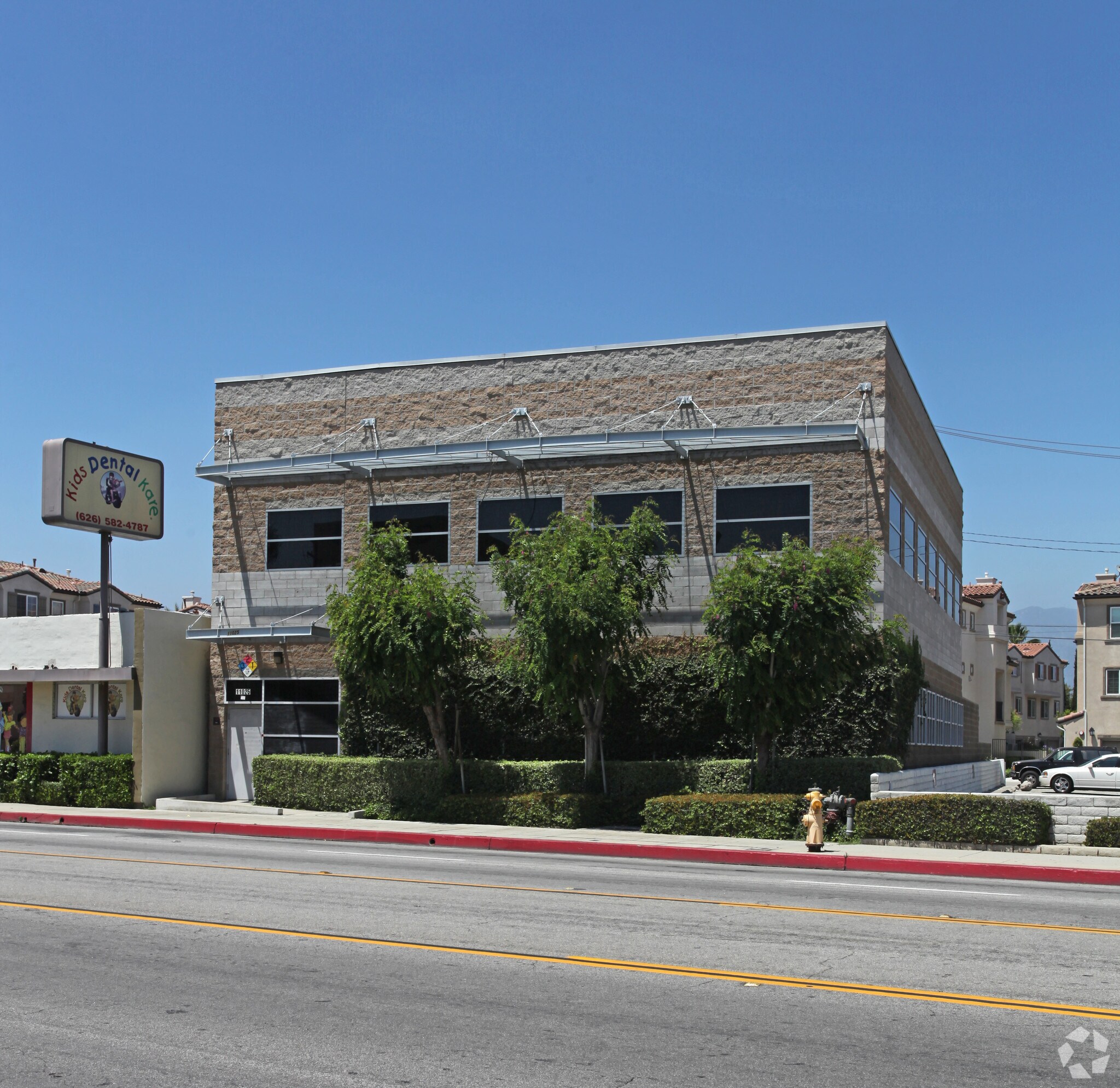 11025 Valley Blvd, El Monte, CA à louer Photo du bâtiment- Image 1 de 13
