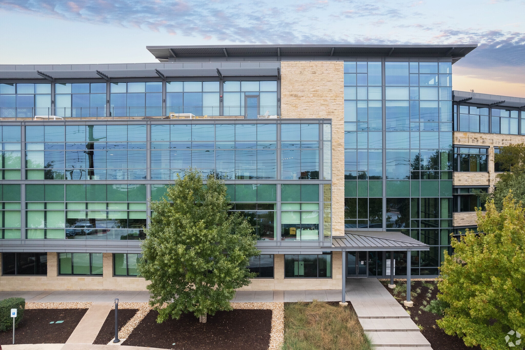 10901 Stonelake Blvd, Austin, TX for lease Building Photo- Image 1 of 12