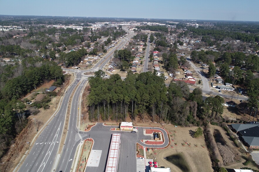 Glensford Dr, Fayetteville, NC à vendre - Photo du bâtiment - Image 3 de 6