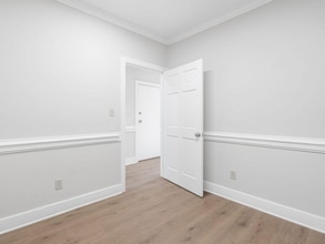 6512 Six Forks Rd, Raleigh, NC for lease Interior Photo- Image 2 of 2