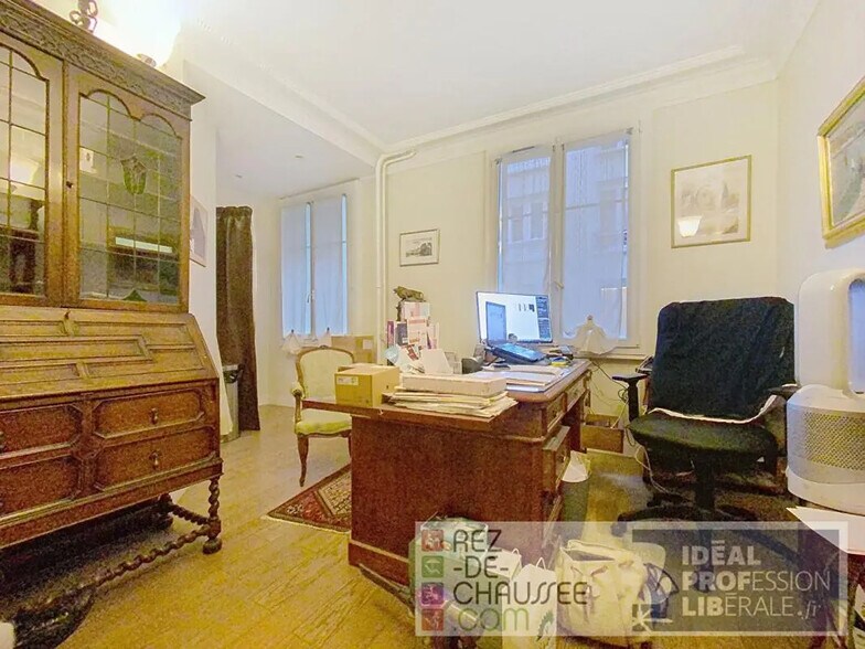 Bureau dans Paris à vendre - Photo du bâtiment - Image 3 de 4