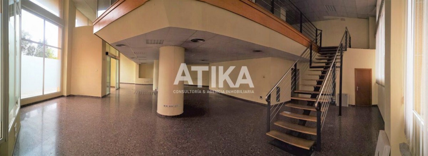 Retail in Ontinyent for sale Building Photo- Image 1 of 14