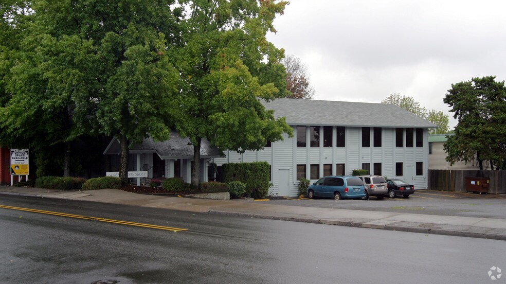 4242 SE Milwaukie Ave, Portland, OR à vendre - Photo du bâtiment - Image 2 de 18