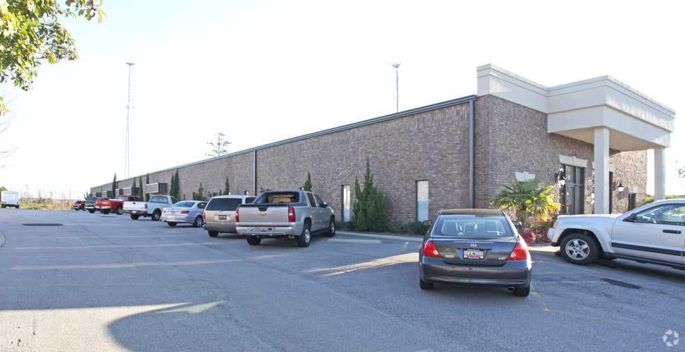 401 Western Ln, Irmo, SC for sale - Building Photo - Image 3 of 3