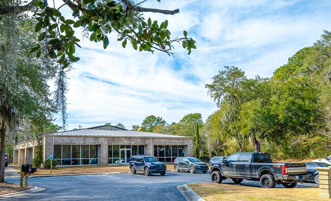 Plus de détails pour 4425 Belle Oaks Dr, North Charleston, SC - Flex à vendre