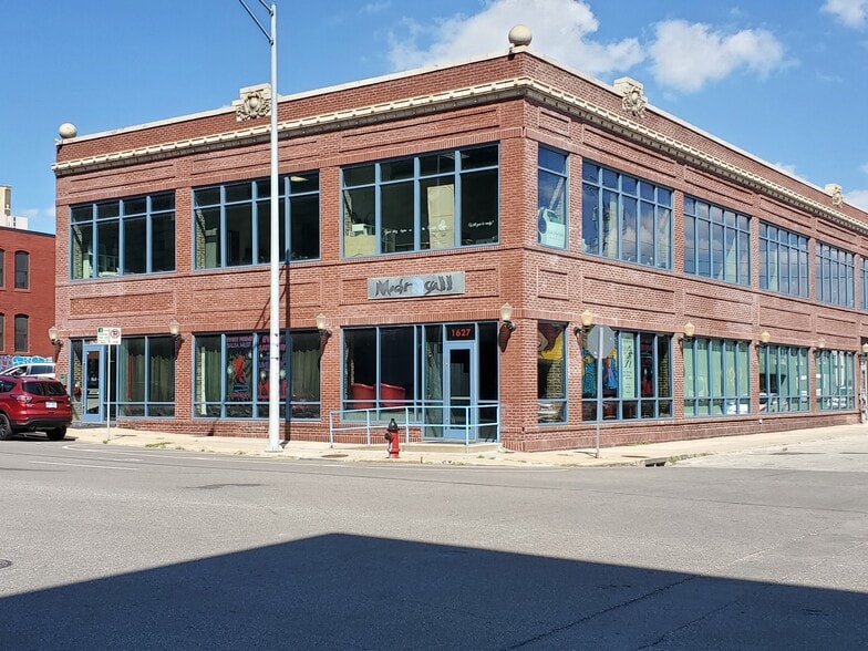 1625-1627 Oak St, Kansas City, MO for lease - Building Photo - Image 2 of 14
