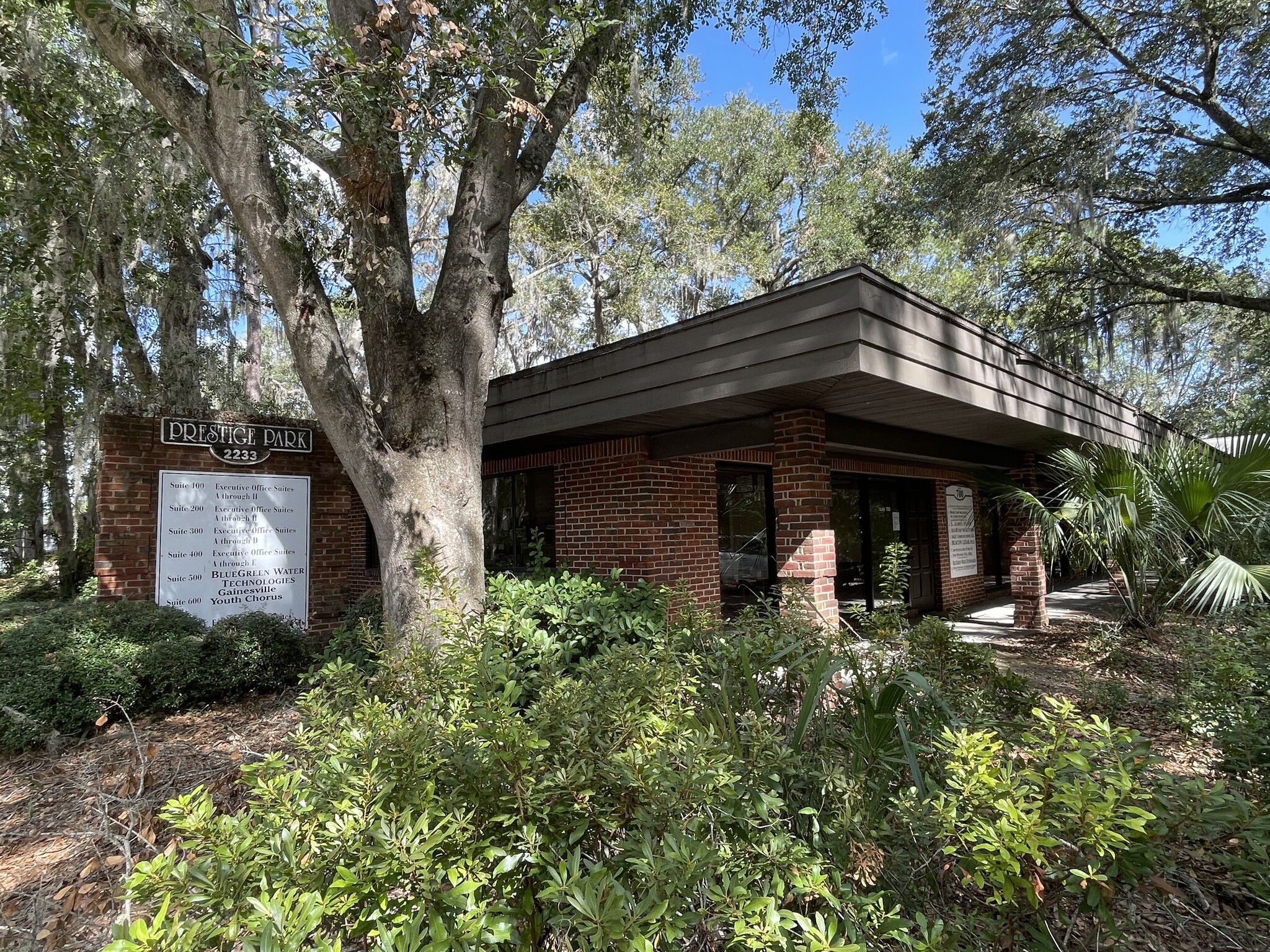 2233 NW 41st St, Gainesville, FL à louer Photo du bâtiment- Image 1 de 14