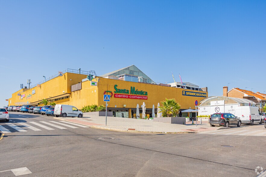 Retail in Rivas-Vaciamadrid, Madrid for sale - Building Photo - Image 2 of 3