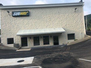 1805 Vestal Pky E, Vestal Township, NY à louer - Photo du bâtiment - Image 3 de 10