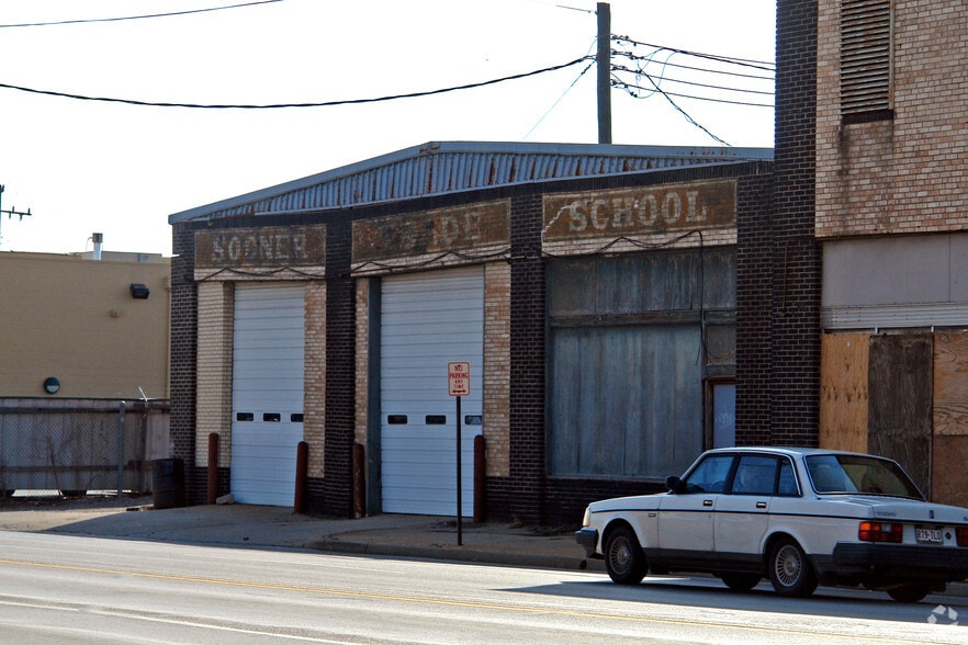 1100 W Main St, Oklahoma City, OK for sale - Building Photo - Image 2 of 3