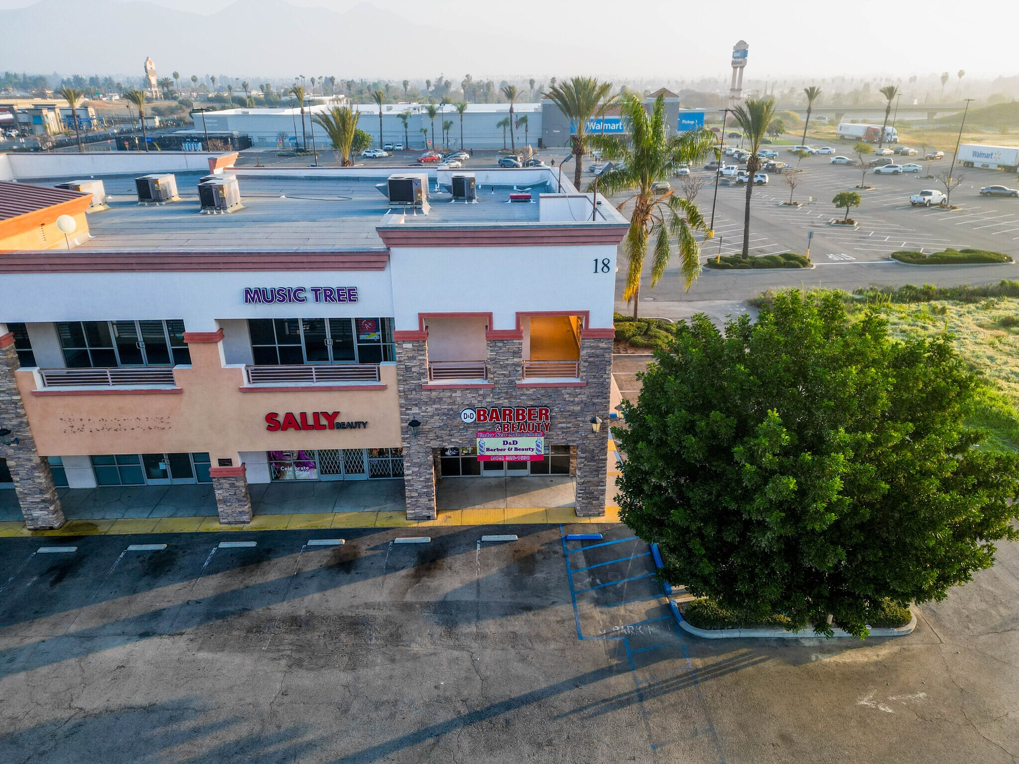 18 Rancho Camino Dr, Pomona, CA for lease Primary Photo- Image 1 of 37